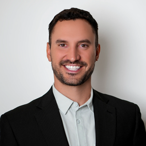 Public-Adjusting-Marketer-rob Rob, founder of Public Adjusting Marketing, on public adjuster marketing